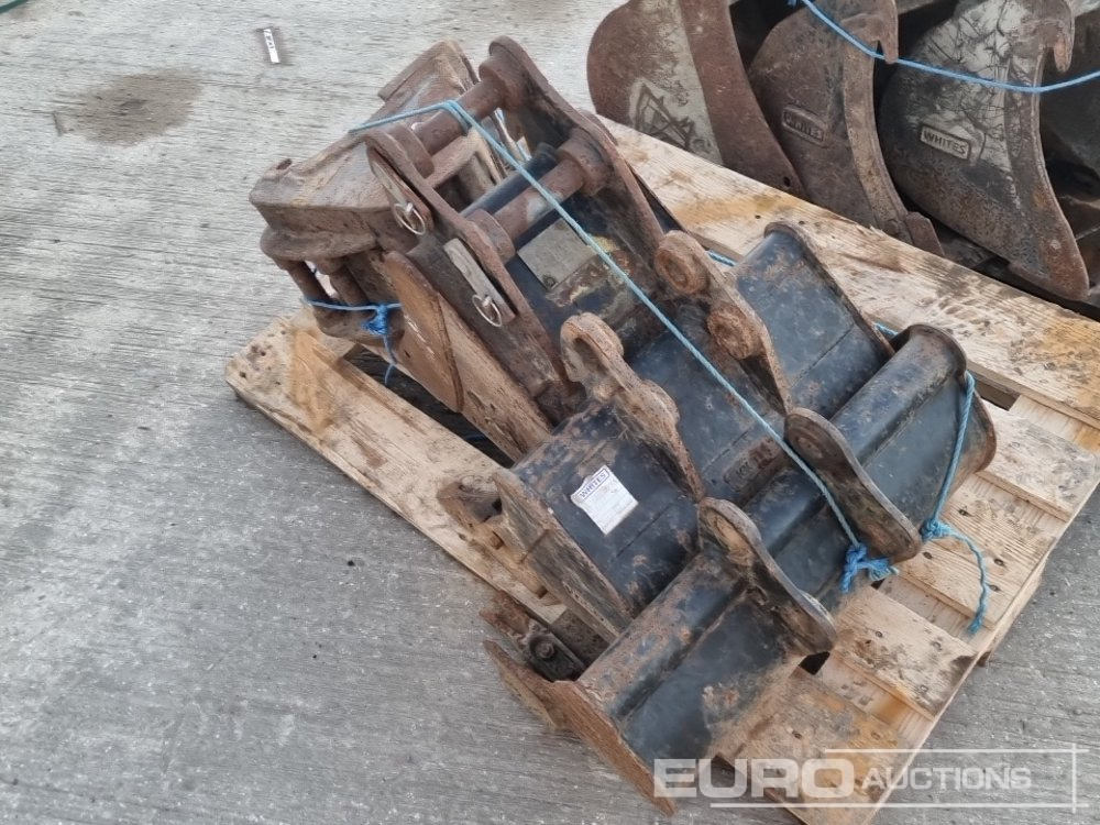 Корпа 24", 24", 24", 18", 12", 12", 12" Digging Bucket 30-35mm Pin to suit Mini Excavator: слика 17