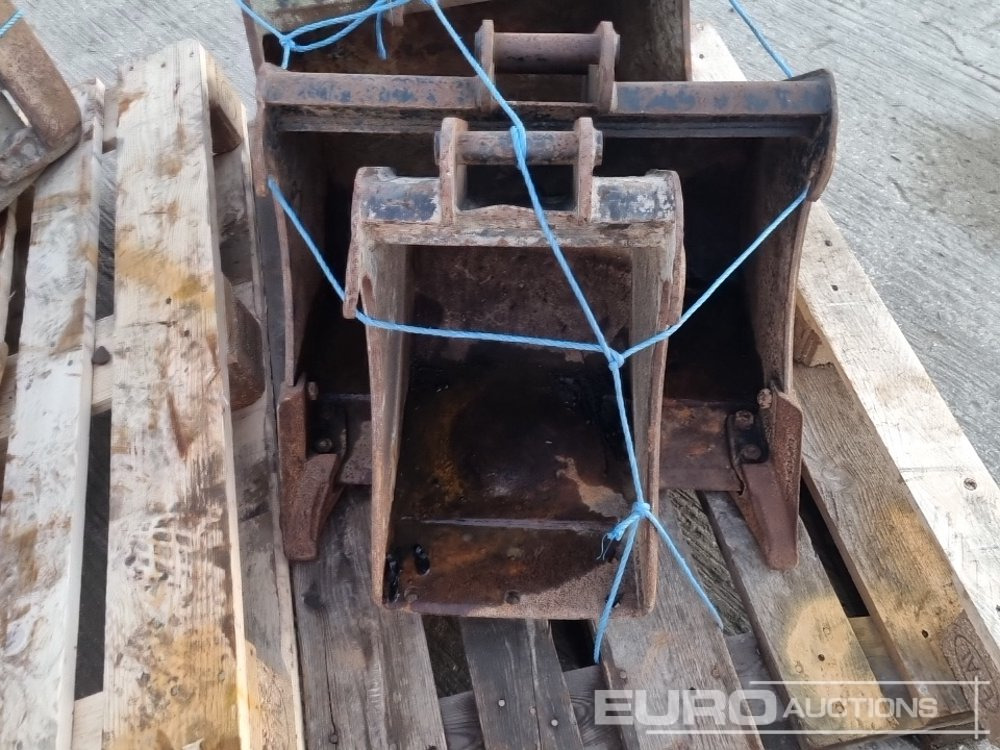 Корпа 24", 24", 24", 18", 12", 12", 12" Digging Bucket 30-35mm Pin to suit Mini Excavator: слика 7