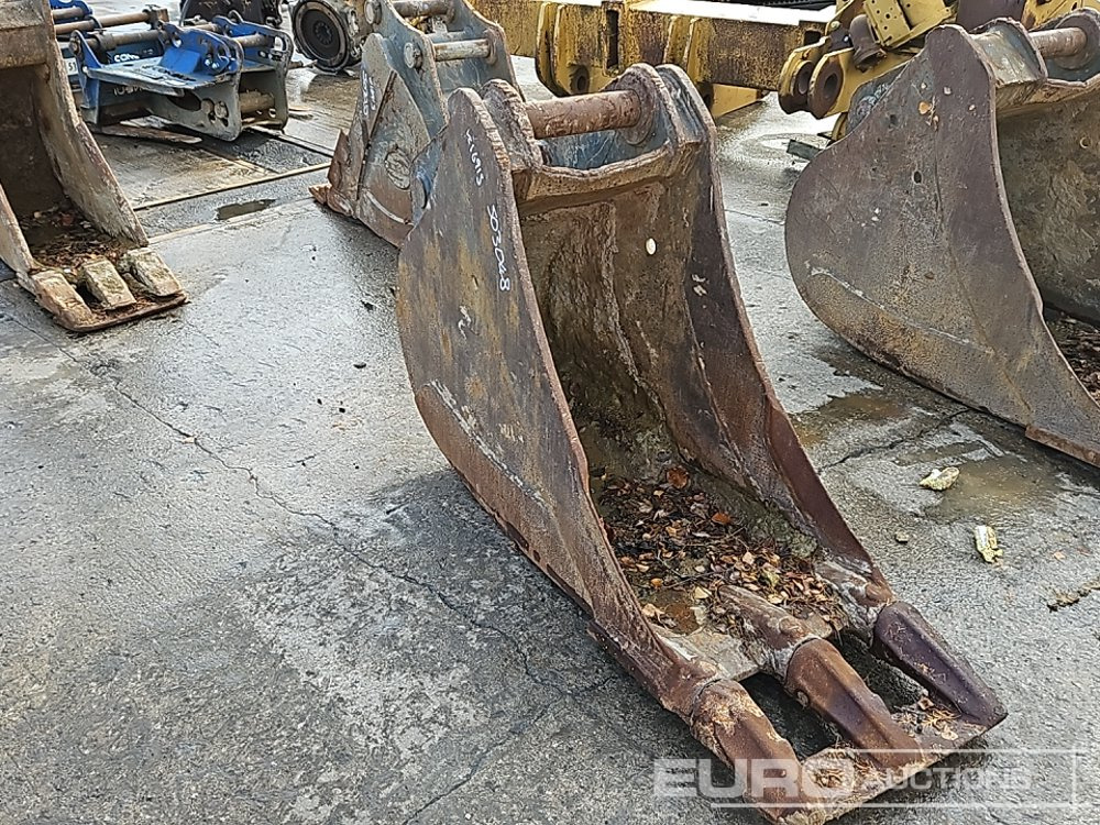 24" Scoop Bucket 80mm Pin to suit 20 Ton Excavator - Корпа: слика 3 24" Scoop Bucket 80mm Pin to suit 20 Ton Excavator - Корпа: слика 3