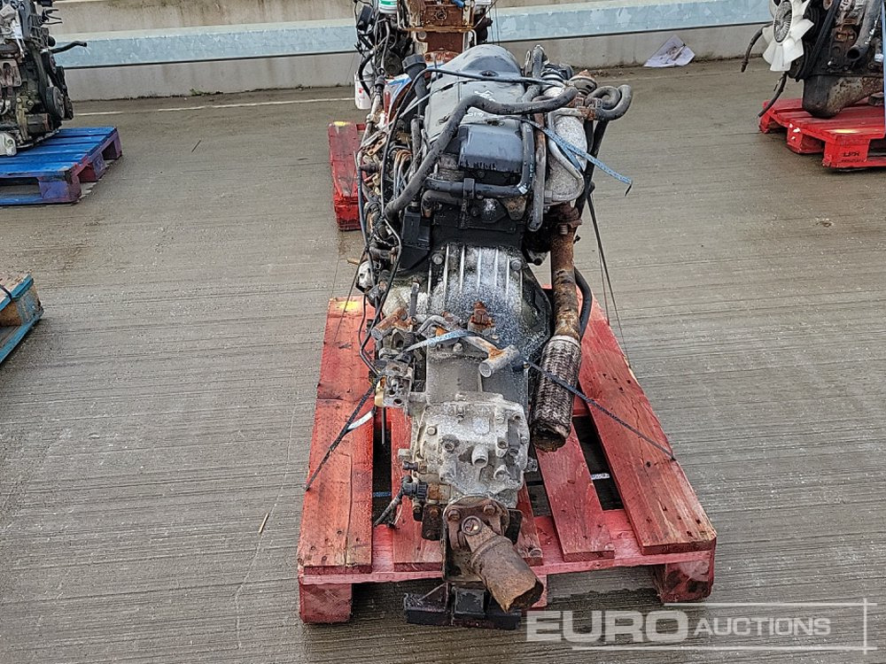 4 Cylinder Engine, Gearbox - Мотор: слика 4 4 Cylinder Engine, Gearbox - Мотор: слика 4