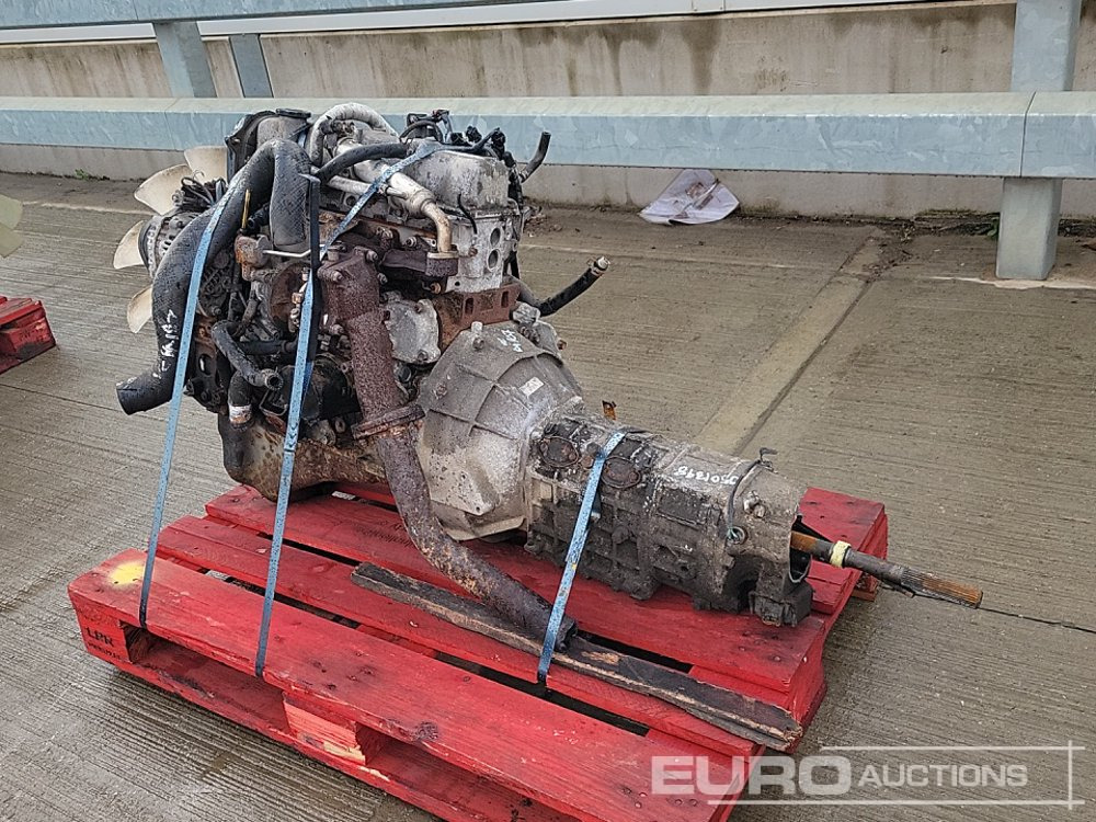 4 Cylinder Engine, Pump - Мотор: слика 3 4 Cylinder Engine, Pump - Мотор: слика 3