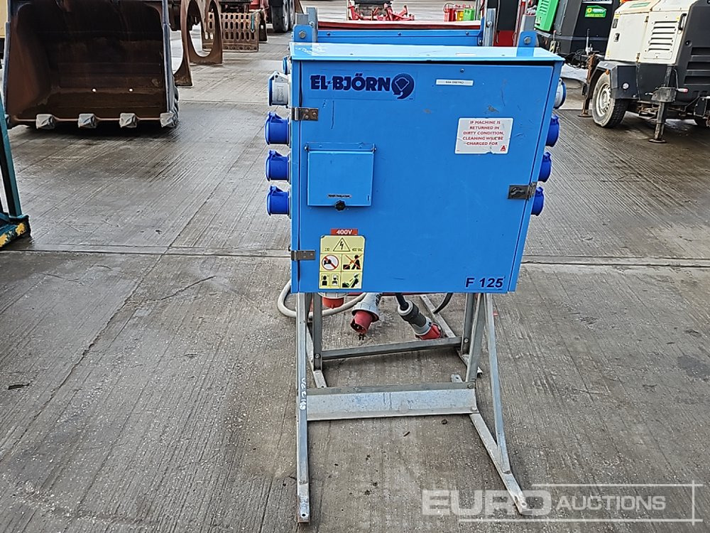 400 Volt Distroburion Box (3 of) - Градежна опрема: слика 4 400 Volt Distroburion Box (3 of) - Градежна опрема: слика 4