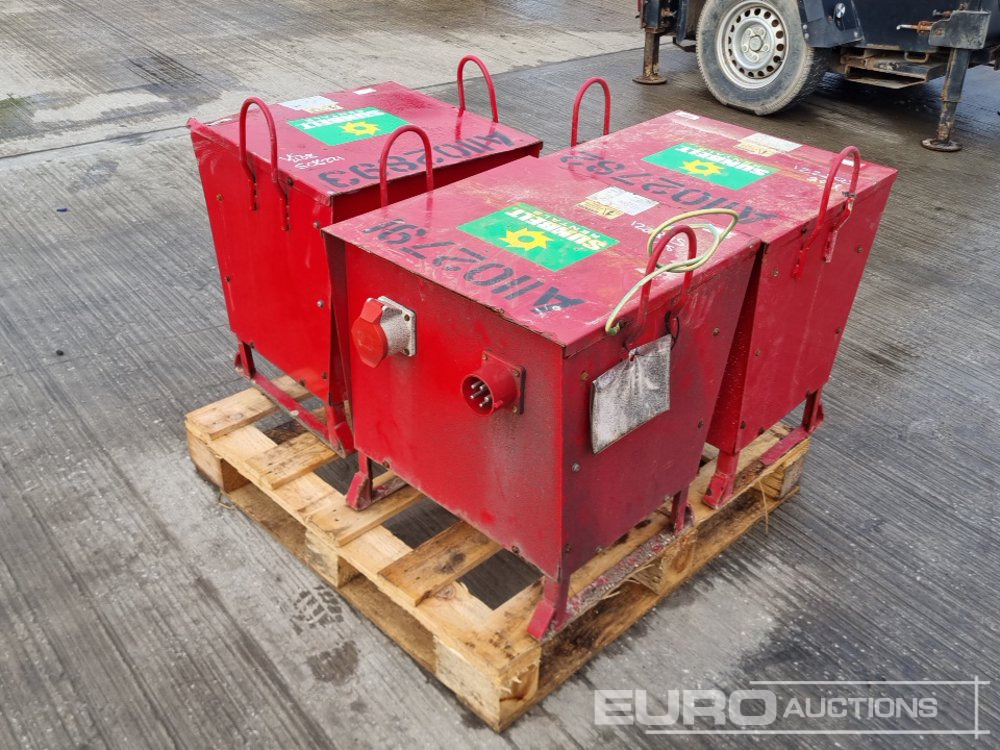 400 Volt Transformer (3 of) - Градежна опрема: слика 3 400 Volt Transformer (3 of) - Градежна опрема: слика 3