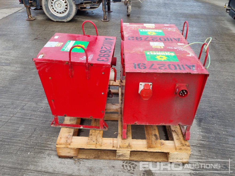 400 Volt Transformer (3 of) - Градежна опрема: слика 2 400 Volt Transformer (3 of) - Градежна опрема: слика 2