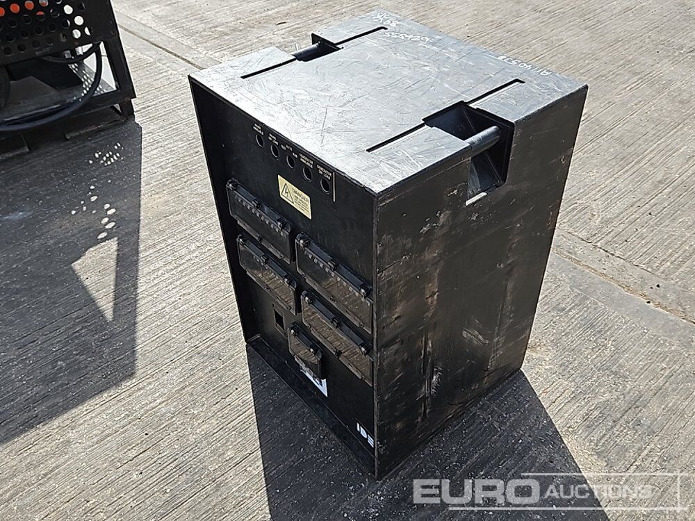 400Volt Distribution Box - Градежна опрема: слика 1 400Volt Distribution Box - Градежна опрема: слика 1