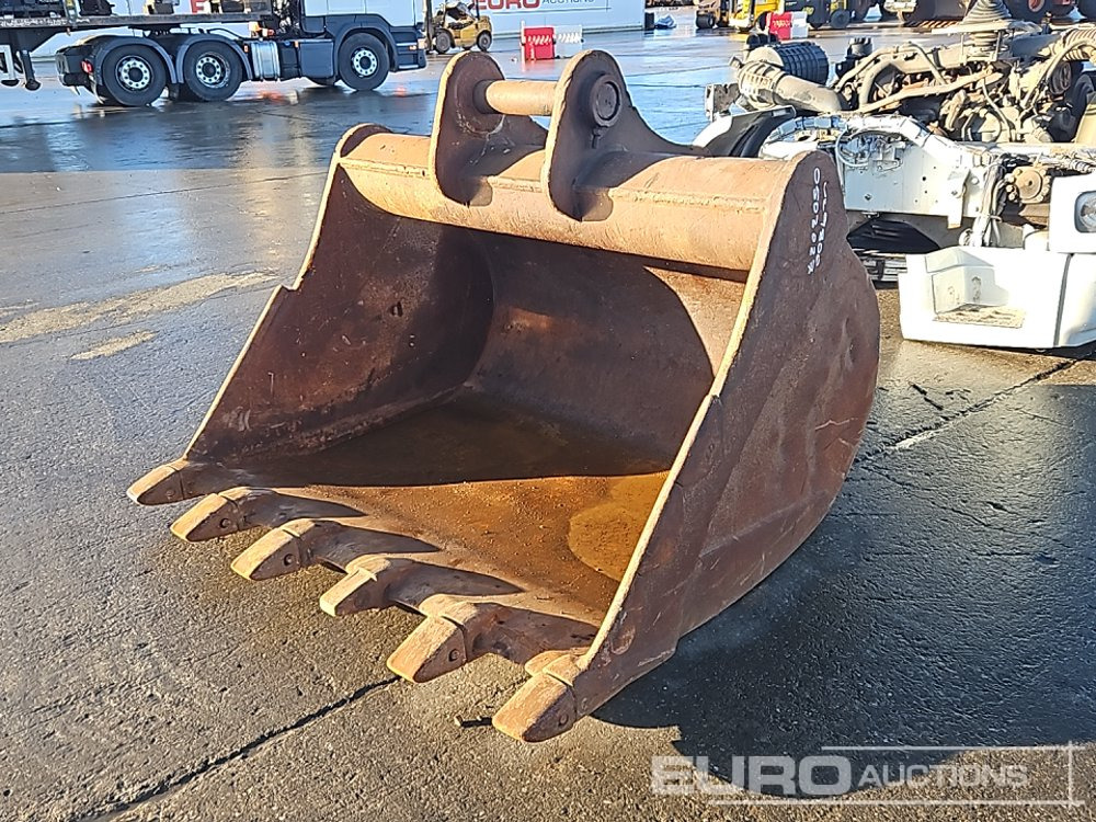 60" Digging Bucket 80mm Pin to suit 20 Ton Excavator - Корпа: слика 1 60" Digging Bucket 80mm Pin to suit 20 Ton Excavator - Корпа: слика 1