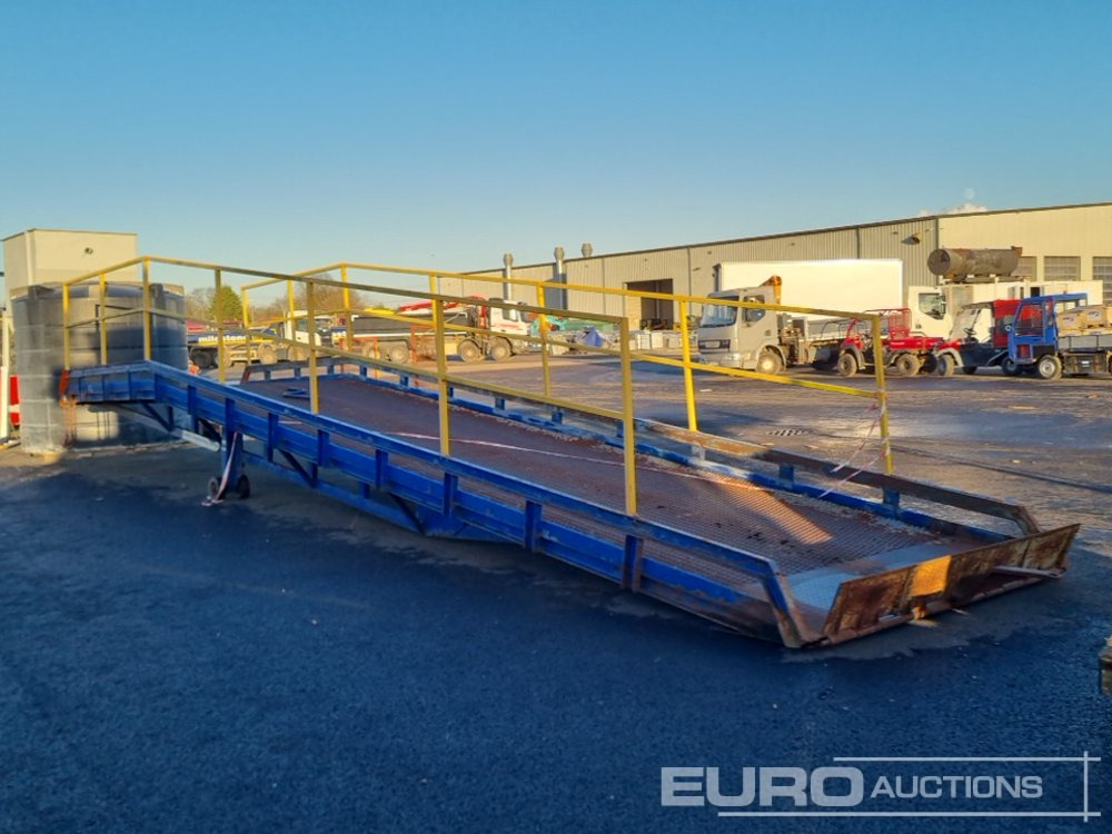 7' Loading Ramp - Товарна рампа: слика 3 7' Loading Ramp - Товарна рампа: слика 3