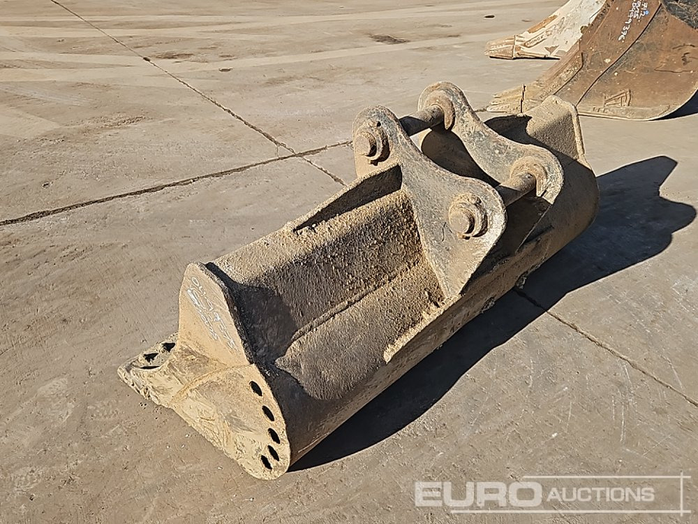 72" Ditching Bucket 65mm Pin to suit 13 Ton Excavator - Корпа: слика 3 72" Ditching Bucket 65mm Pin to suit 13 Ton Excavator - Корпа: слика 3