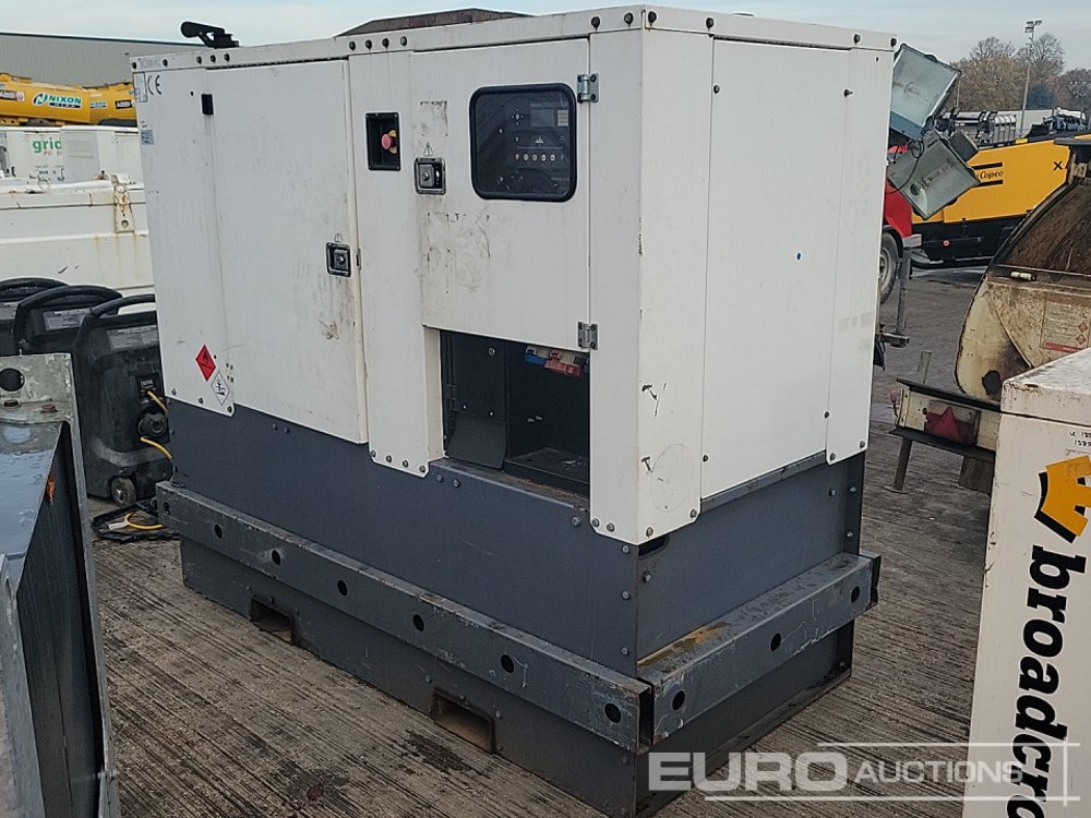 Aggreko 30kVA Generator, FPT Engine - Генераторска поставка: слика 1 Aggreko 30kVA Generator, FPT Engine - Генераторска поставка: слика 1