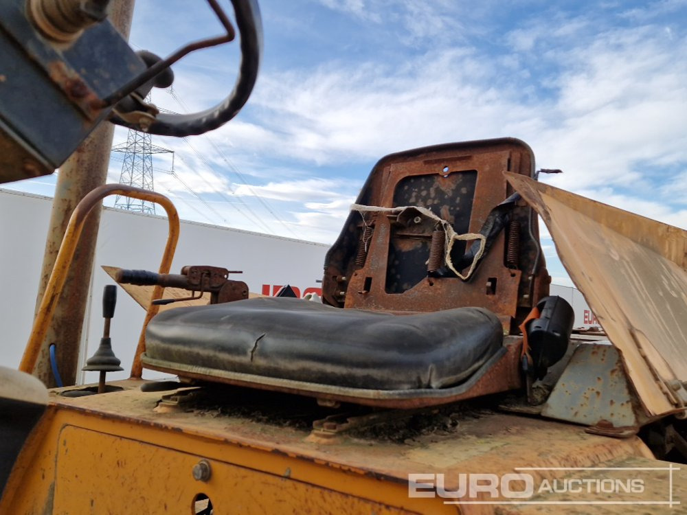 Мини истоварувач Benford 6 Ton Dumper, Roll Bar: слика 34