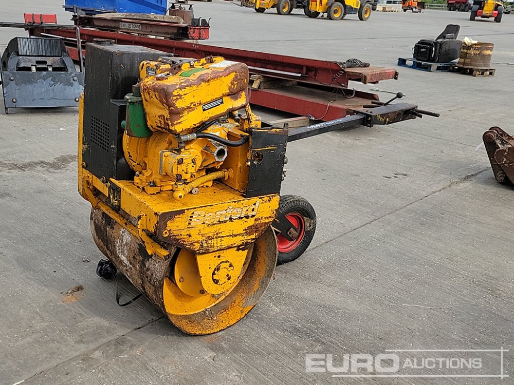 Benford Single Drum Vibrating Pedestian Roller - Машина за асфалт: слика 1 Benford Single Drum Vibrating Pedestian Roller - Машина за асфалт: слика 1