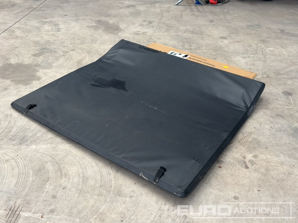 Опрема за работилница Bragan Tonneau Cover to suit Short Bed Mitsubishi L200, Window Wind Deflectors to suit Nissan Navara: слика 7