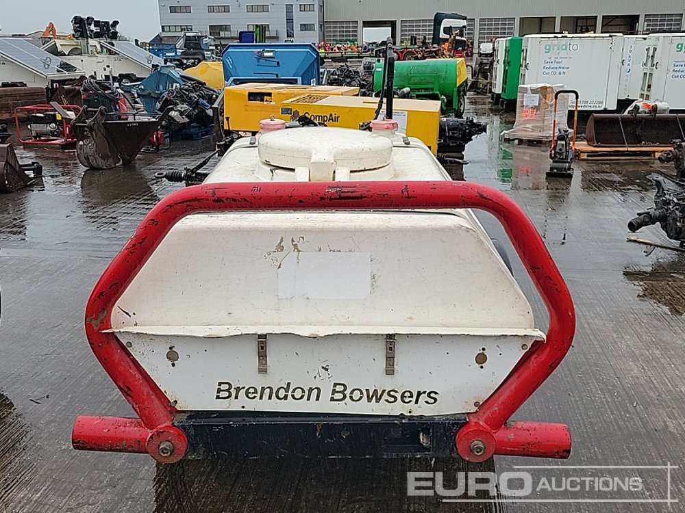 Brendon Powerwashers Single Axle Plastic Water Bowser, Yanmar Pressure Washer - Перач под висок притисок: слика 4 Brendon Powerwashers Single Axle Plastic Water Bowser, Yanmar Pressure Washer - Перач под висок притисок: слика 4