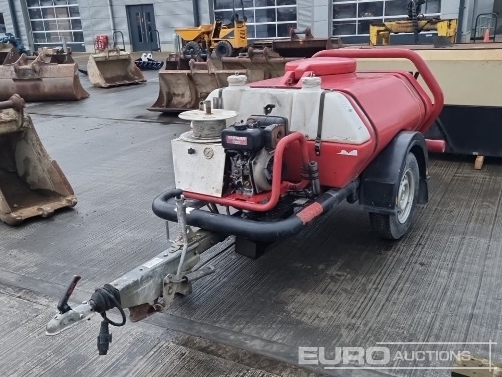 Brendon Powerwashers Single Axle Plastic Water Bowser, Yanmar Pressure Washer - Перач под висок притисок: слика 1 Brendon Powerwashers Single Axle Plastic Water Bowser, Yanmar Pressure Washer - Перач под висок притисок: слика 1