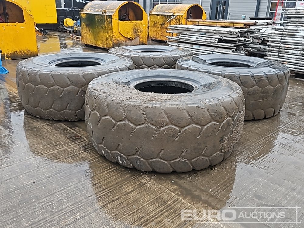 Bridgestone 26.5R25 Tyre (4 of) - Гума: слика 3 Bridgestone 26.5R25 Tyre (4 of) - Гума: слика 3