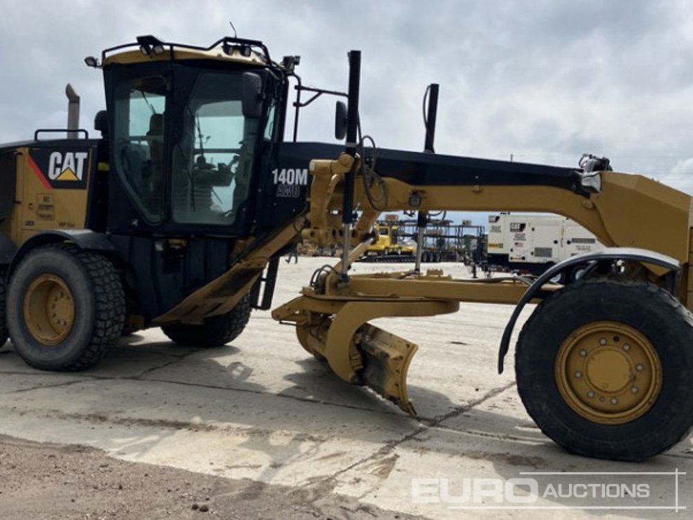 CAT 140M AWD - Порамнувач: слика 2 CAT 140M AWD - Порамнувач: слика 2