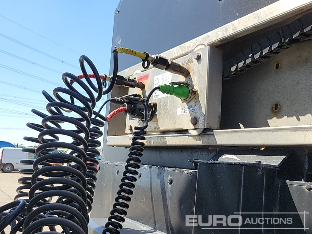 Полуприколка платформа Cartwright Tri Axle Flatbed Trailer: слика 35