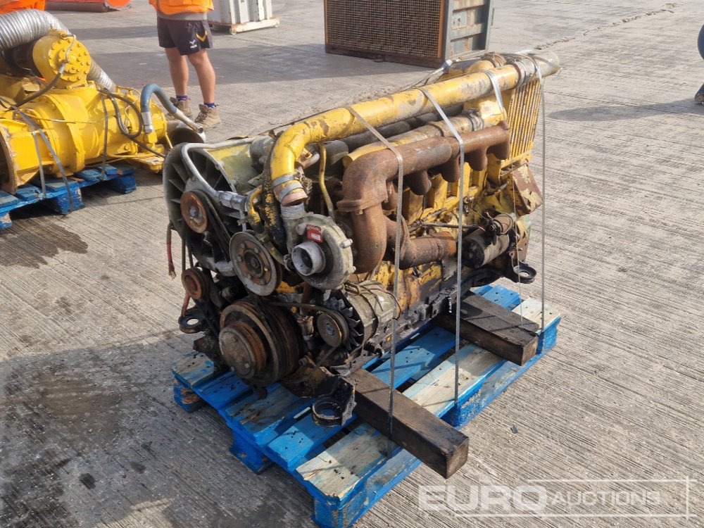 Deutz 6 Cylinder Engine - Мотор: слика 1 Deutz 6 Cylinder Engine - Мотор: слика 1