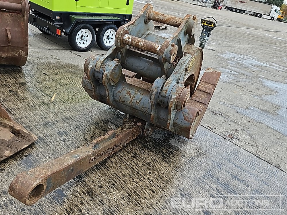 Strickland Manual 5 Finger Grab 80mm Pin to suit 20 Ton Excavator - Додаток за Багер: слика 1 Strickland Manual 5 Finger Grab 80mm Pin to suit 20 Ton Excavator - Додаток за Багер: слика 1