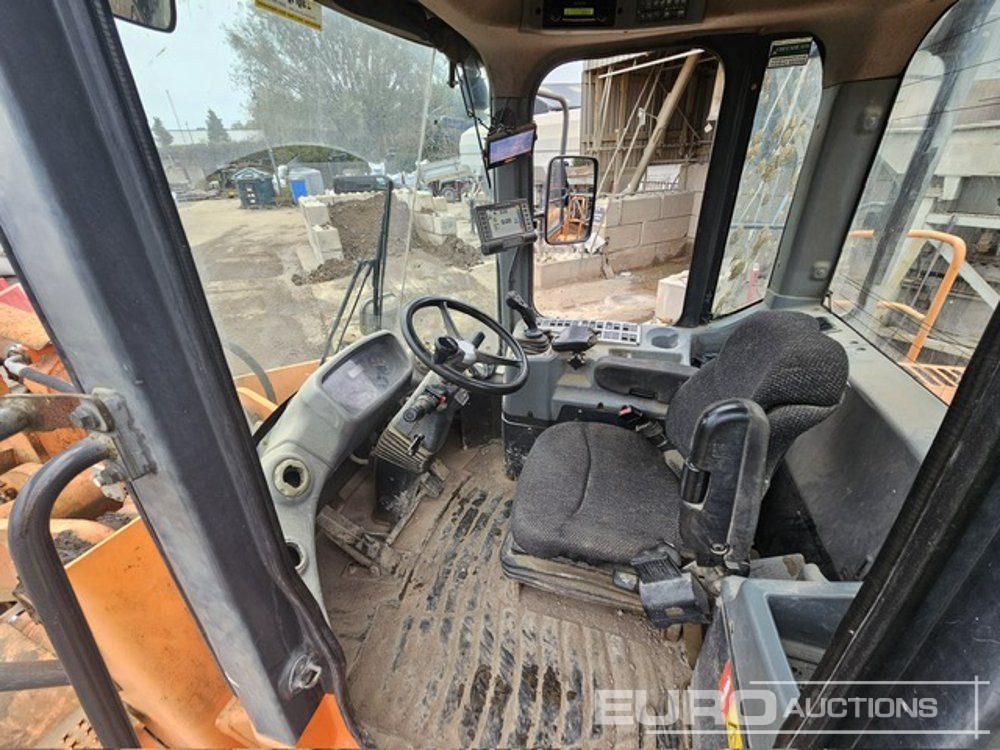 Doosan DL300 - Натоварувач на тркала: слика 5 Doosan DL300 - Натоварувач на тркала: слика 5