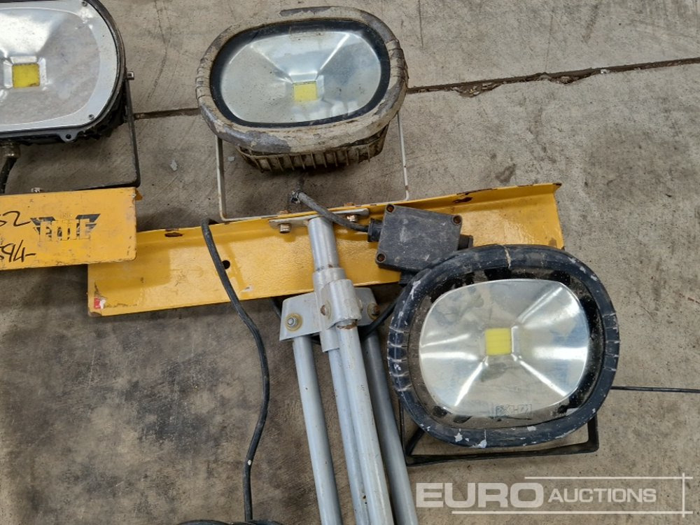 Градежна опрема Elite 110 Volt LED Tripod Work Light (2 of): слика 10