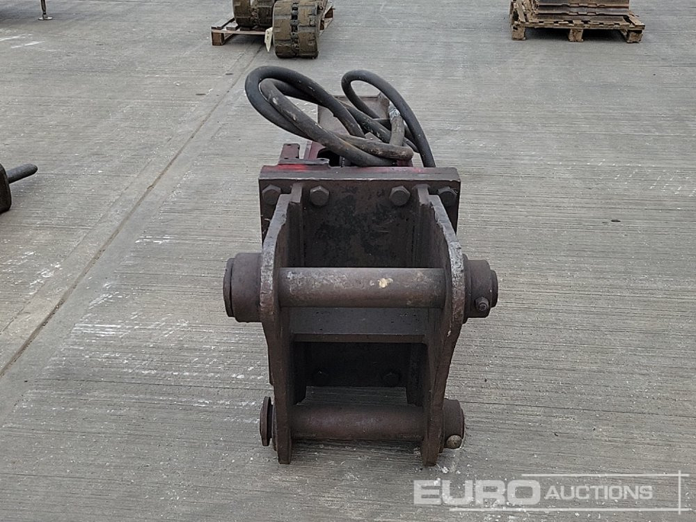 Epiroc Hydraulic Breaker 80mm Pin to suit 20 Ton Excavator - Хидрауличен чекан: слика 4 Epiroc Hydraulic Breaker 80mm Pin to suit 20 Ton Excavator - Хидрауличен чекан: слика 4