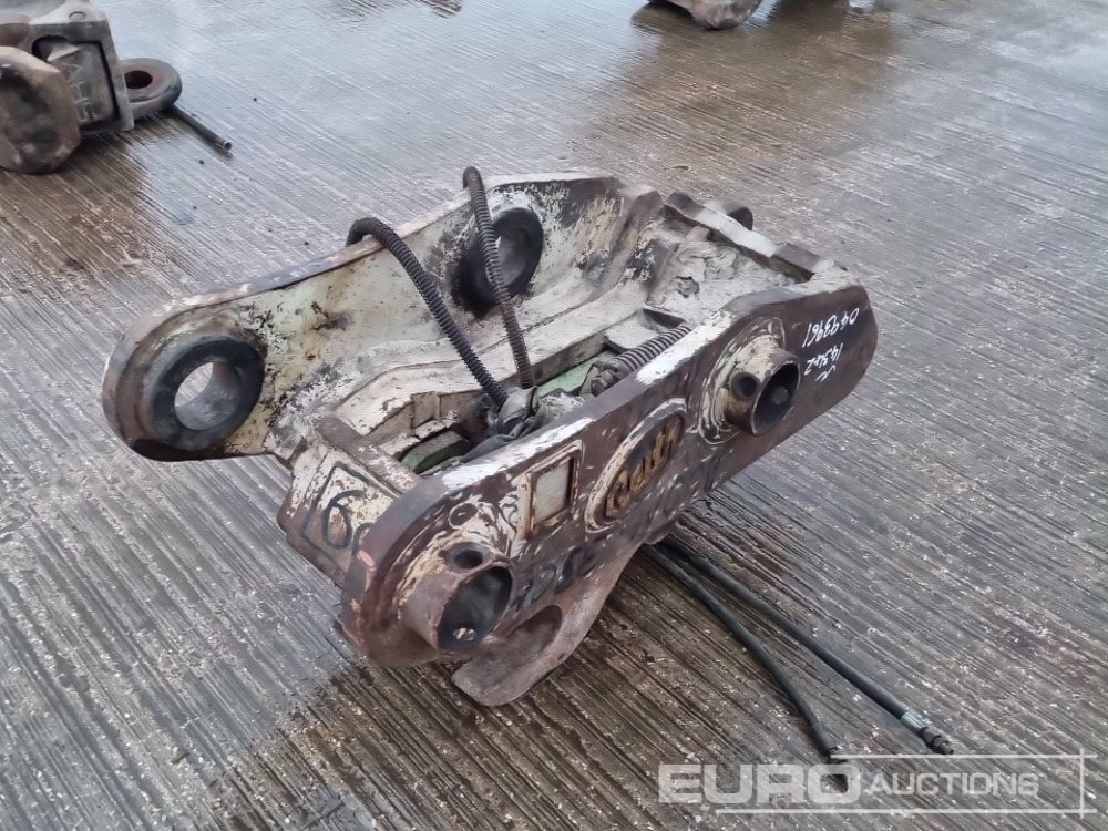 Geith Hydraulic Double Lock Quick Hitch 80mm Pin to suit 20 Ton Excavator - Брза спојка: слика 1 Geith Hydraulic Double Lock Quick Hitch 80mm Pin to suit 20 Ton Excavator - Брза спојка: слика 1