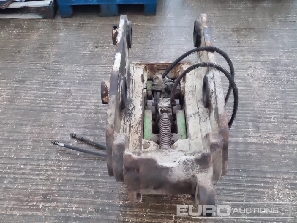 Geith Hydraulic Double Lock Quick Hitch 80mm Pin to suit 20 Ton Excavator - Брза спојка: слика 4 Geith Hydraulic Double Lock Quick Hitch 80mm Pin to suit 20 Ton Excavator - Брза спојка: слика 4