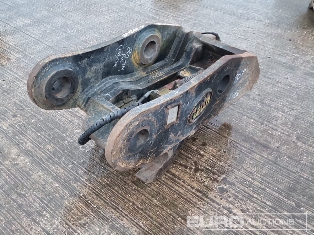 Geith Hydraulic Double Lock Quick Hitch 80mm Pin to suit 20 Ton Excavator - Брза спојка: слика 1 Geith Hydraulic Double Lock Quick Hitch 80mm Pin to suit 20 Ton Excavator - Брза спојка: слика 1