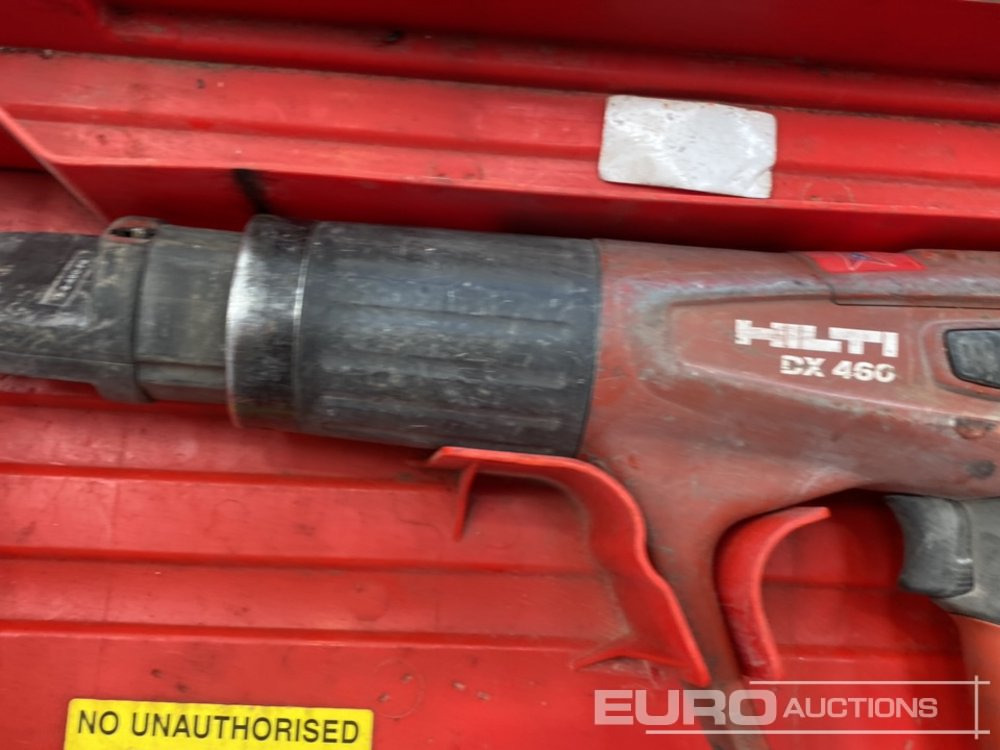 Hilti DX460 Nail Gun (Body & Case Only) - Градежна опрема: слика 5 Hilti DX460 Nail Gun (Body & Case Only) - Градежна опрема: слика 5