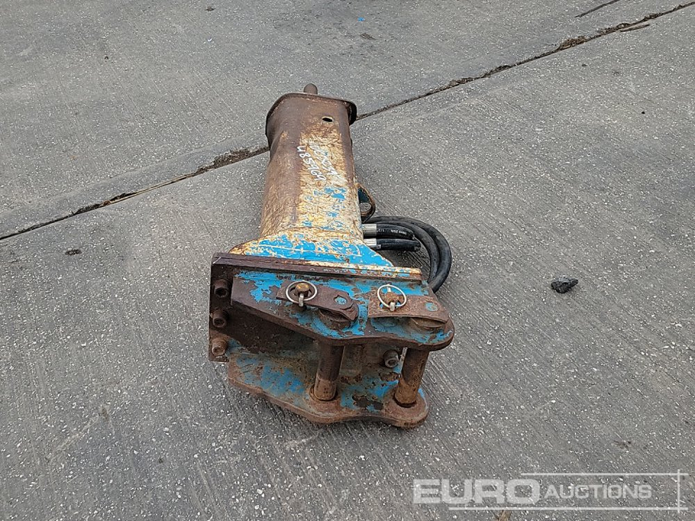 Hydraulic Breaker 35mm Pin to suit Mini Excavator - Хидрауличен чекан: слика 4 Hydraulic Breaker 35mm Pin to suit Mini Excavator - Хидрауличен чекан: слика 4