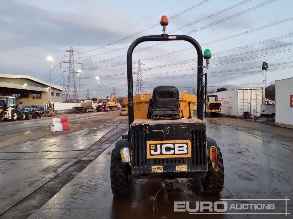 JCB 3TST - Мини истоварувач: слика 4 JCB 3TST - Мини истоварувач: слика 4