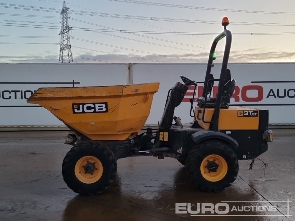 JCB 3TST - Мини истоварувач: слика 2 JCB 3TST - Мини истоварувач: слика 2