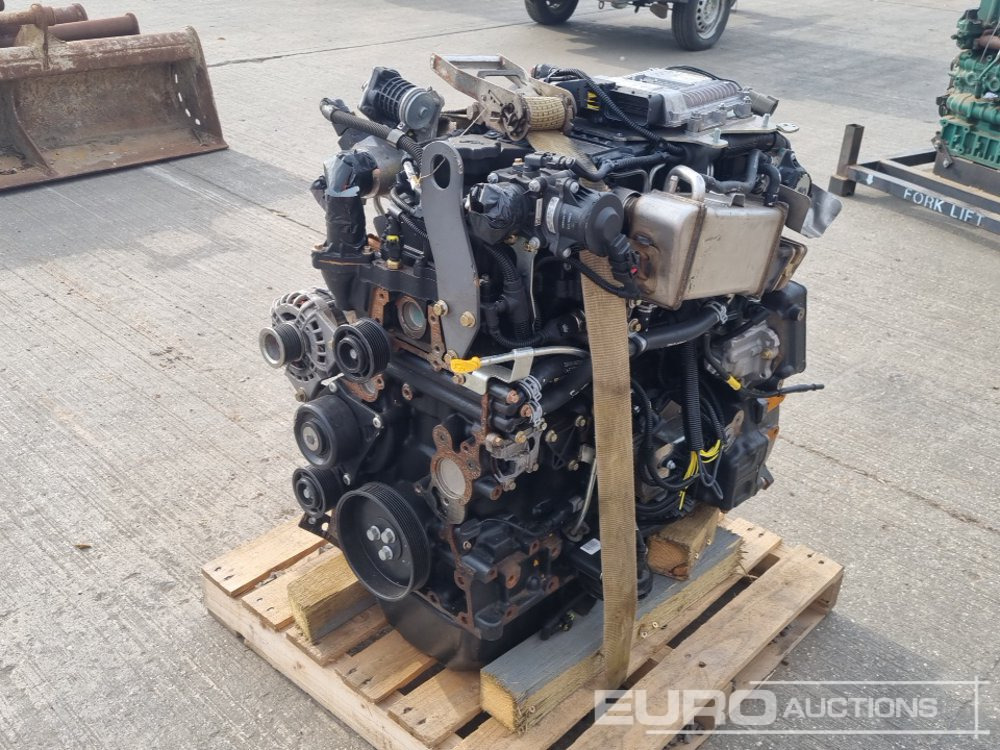 JCB 4 Cylinder Engine - Мотор: слика 1 JCB 4 Cylinder Engine - Мотор: слика 1