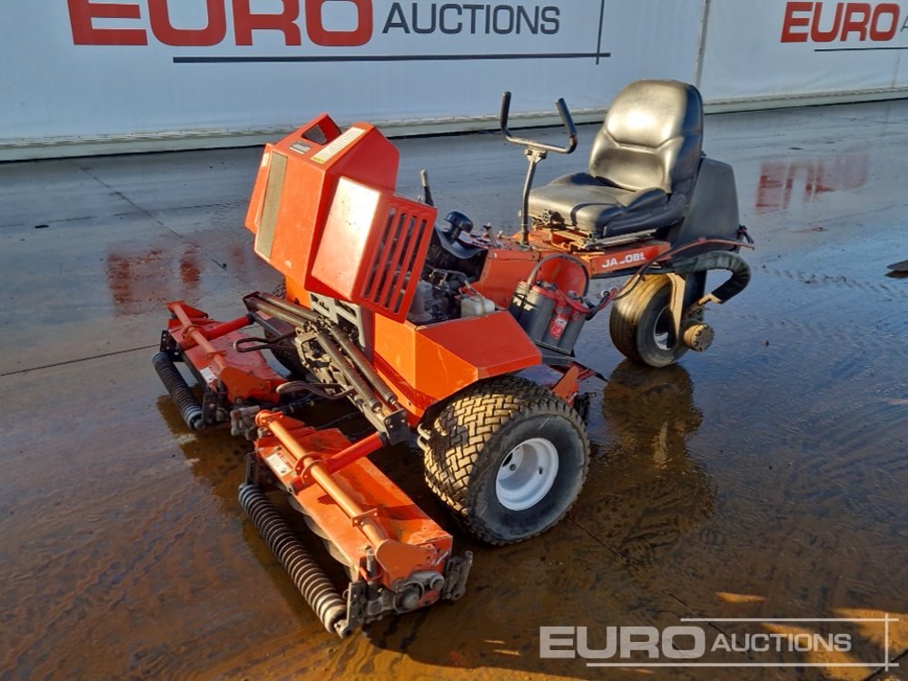Jacobsen Tri-King 1672D 3 Wheel 3 Gang Ride On Lawnmower - Градинарска косилка: слика 1 Jacobsen Tri-King 1672D 3 Wheel 3 Gang Ride On Lawnmower - Градинарска косилка: слика 1