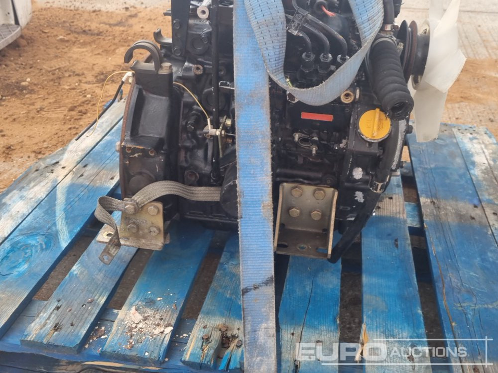 Мотор John Deere 3 Cylinder Engine (2 of): слика 20
