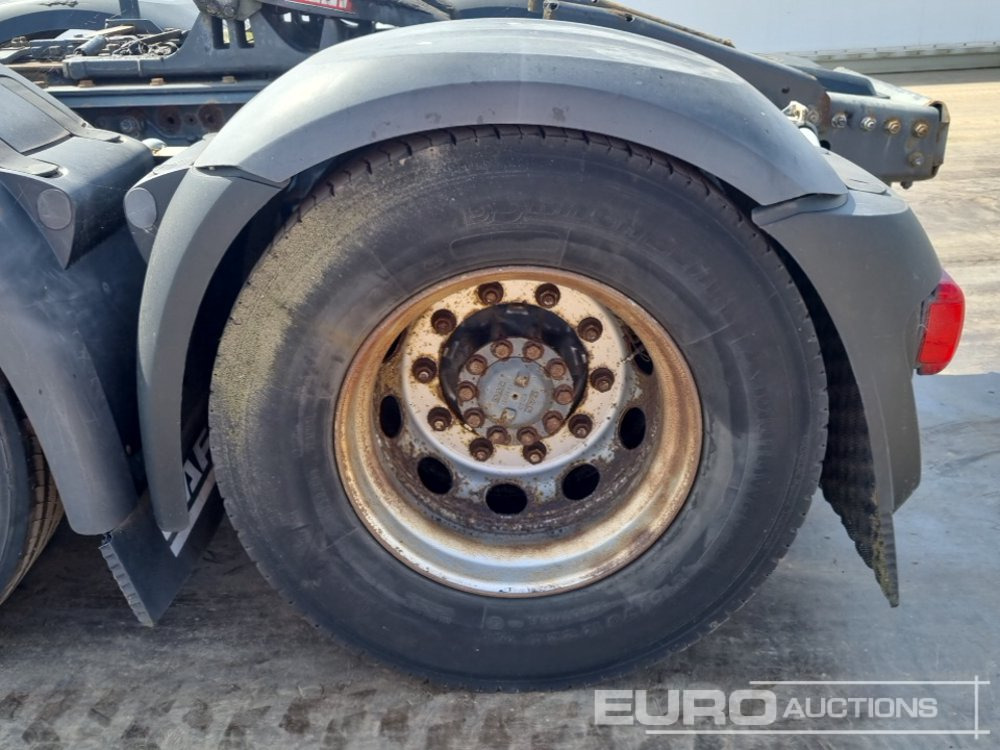 Камион влекач 2015 DAF CF460: слика 11