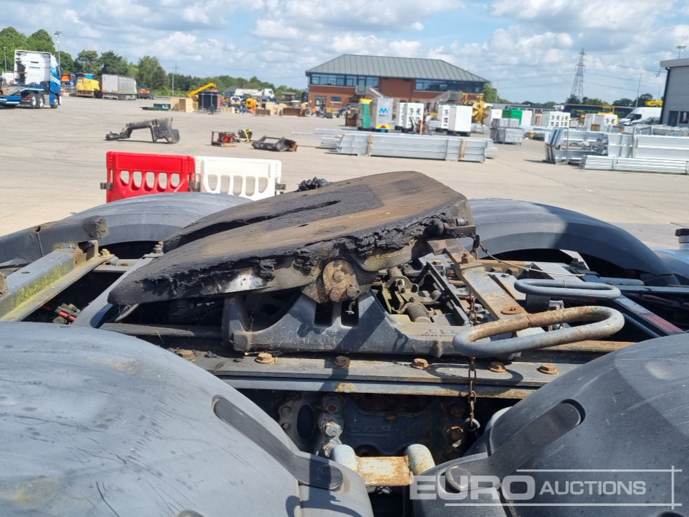 Камион влекач 2015 DAF CF460: слика 20