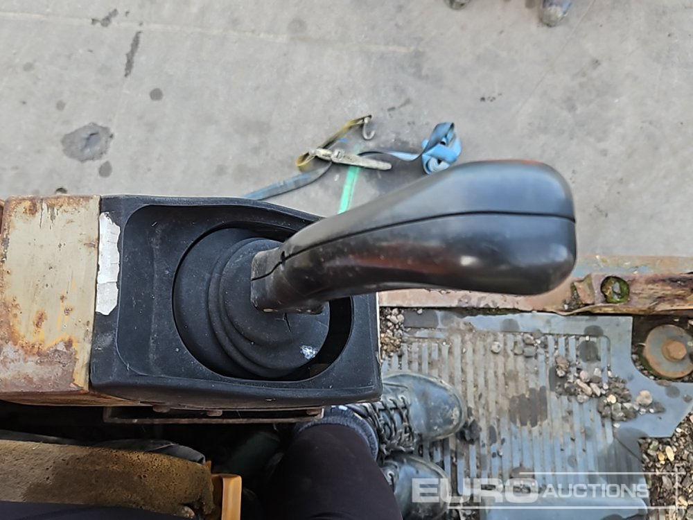 Багер гасеничар Komatsu PC210-3: слика 38