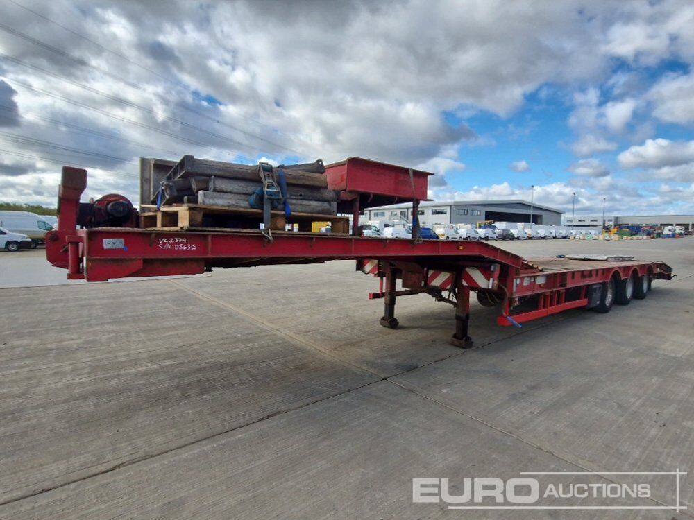 M&G Trailers Ltd, Step Frame Low Loader Tri Axle Rear Steering, 3m Extendable C/w Out Riggers & Alloy Ramps - Приколка за низок утовар: слика 1 M&G Trailers Ltd, Step Frame Low Loader Tri Axle Rear Steering, 3m Extendable C/w Out Riggers & Alloy Ramps - Приколка за низок утовар: слика 1