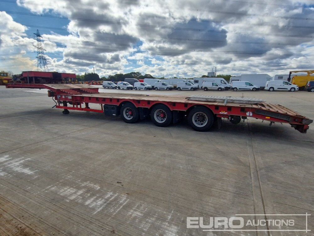 M&G Trailers Ltd, Step Frame Low Loader Tri Axle Rear Steering, 3m Extendable C/w Out Riggers & Alloy Ramps - Приколка за низок утовар: слика 2 M&G Trailers Ltd, Step Frame Low Loader Tri Axle Rear Steering, 3m Extendable C/w Out Riggers & Alloy Ramps - Приколка за низок утовар: слика 2