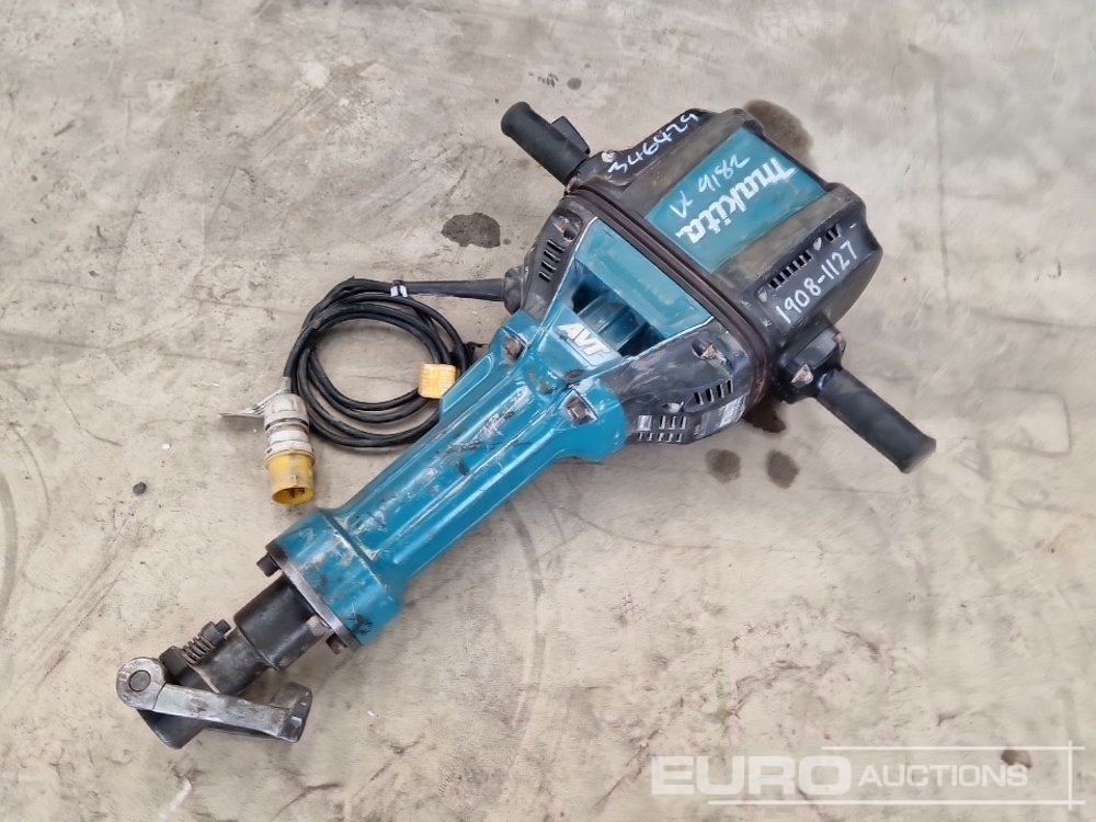 Makita HM1812 110 Volt Breaker - Градежна опрема: слика 1 Makita HM1812 110 Volt Breaker - Градежна опрема: слика 1