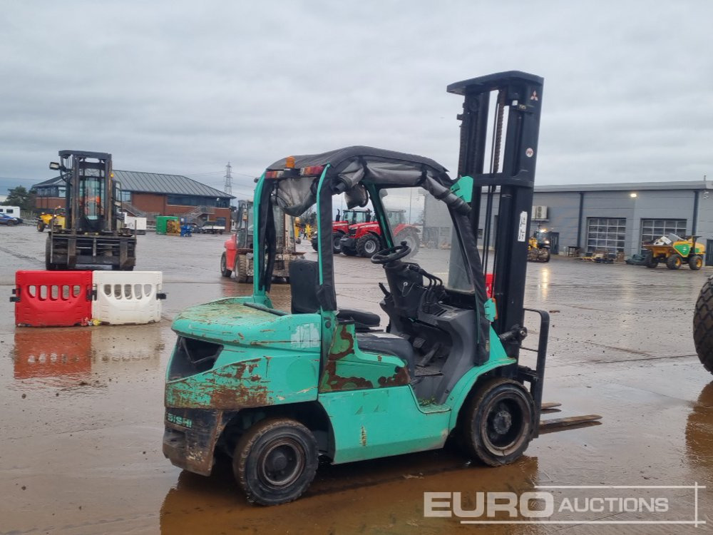 Mitsubishi FD30N - Вилушкар: слика 5 Mitsubishi FD30N - Вилушкар: слика 5