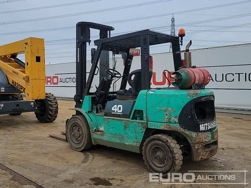 Nissan F04B40Q - Вилушкар: слика 3 Nissan F04B40Q - Вилушкар: слика 3
