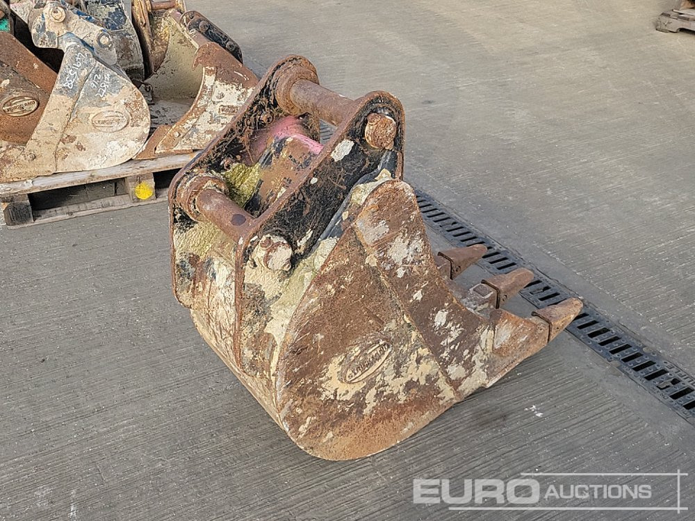 Strickland 18" Digging Bucket 65mm Pin to suit 13 Ton Excavator - Корпа: слика 5 Strickland 18" Digging Bucket 65mm Pin to suit 13 Ton Excavator - Корпа: слика 5