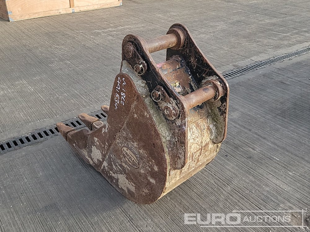 Strickland 18" Digging Bucket 65mm Pin to suit 13 Ton Excavator - Корпа: слика 3 Strickland 18" Digging Bucket 65mm Pin to suit 13 Ton Excavator - Корпа: слика 3