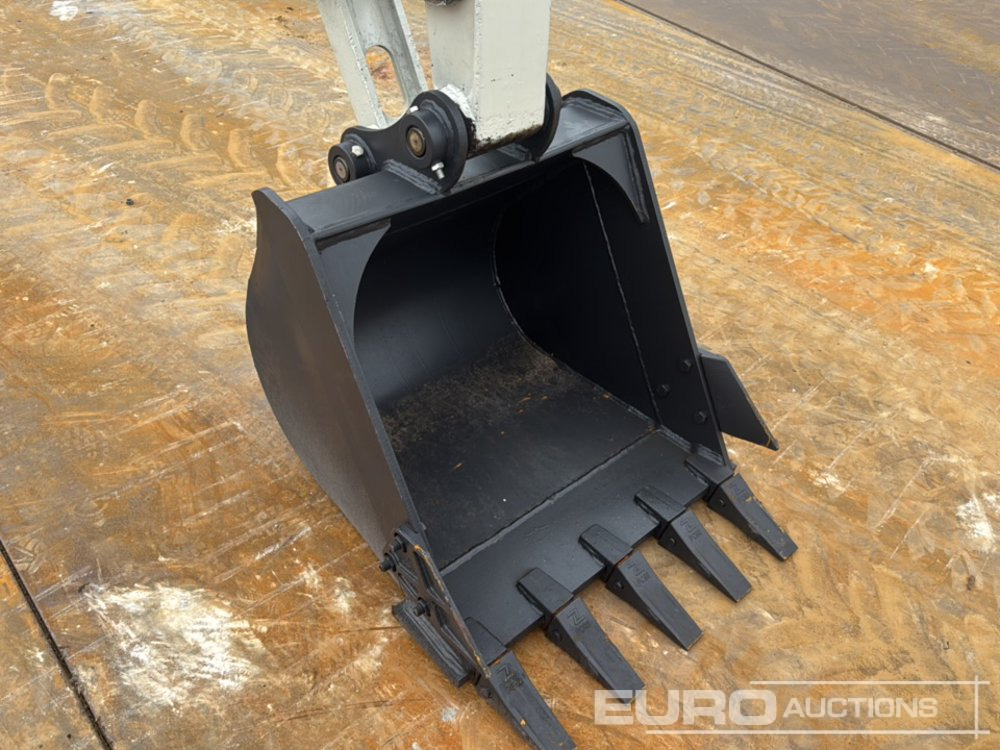 Takeuchi TB150C - Мини багер: слика 5 Takeuchi TB150C - Мини багер: слика 5
