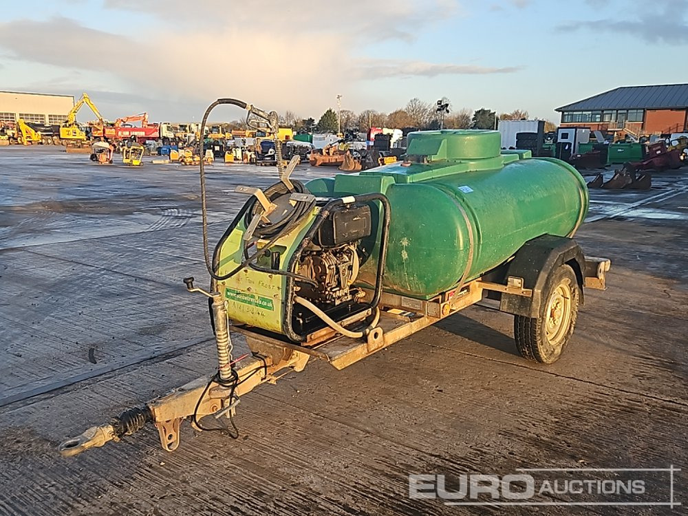 Trailer Engineering SinglecAxle Plastic Water Bowser, Yanmar Pressure Washer - Перач под висок притисок: слика 1 Trailer Engineering SinglecAxle Plastic Water Bowser, Yanmar Pressure Washer - Перач под висок притисок: слика 1