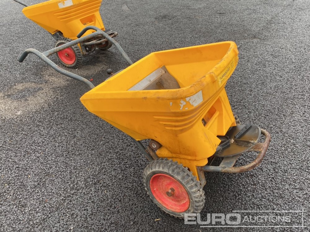 Turbo Cast 300 Pedestrian Salter - Градежна опрема: слика 4 Turbo Cast 300 Pedestrian Salter - Градежна опрема: слика 4