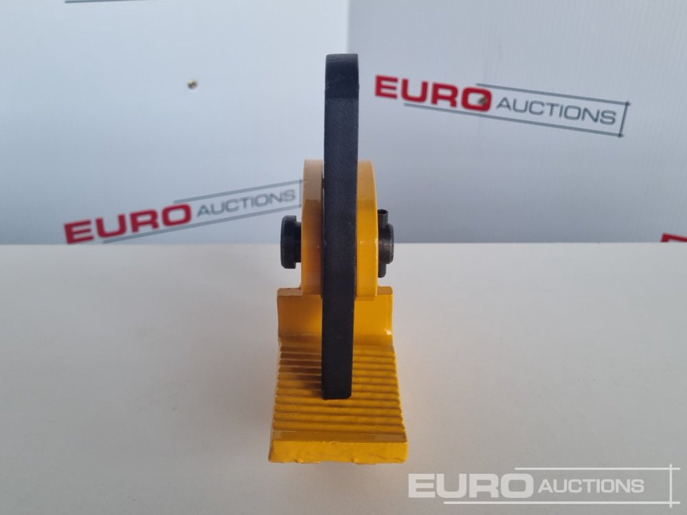 Unused 1 Ton PDB Horizontal Plate Lifting Clamp - Опрема за работилница: слика 2 Unused 1 Ton PDB Horizontal Plate Lifting Clamp - Опрема за работилница: слика 2